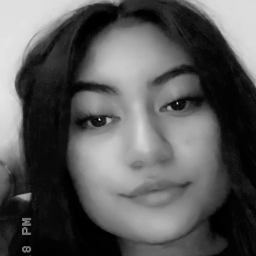 Meet your Posher, Angie